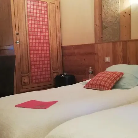 Le Dome Hotel